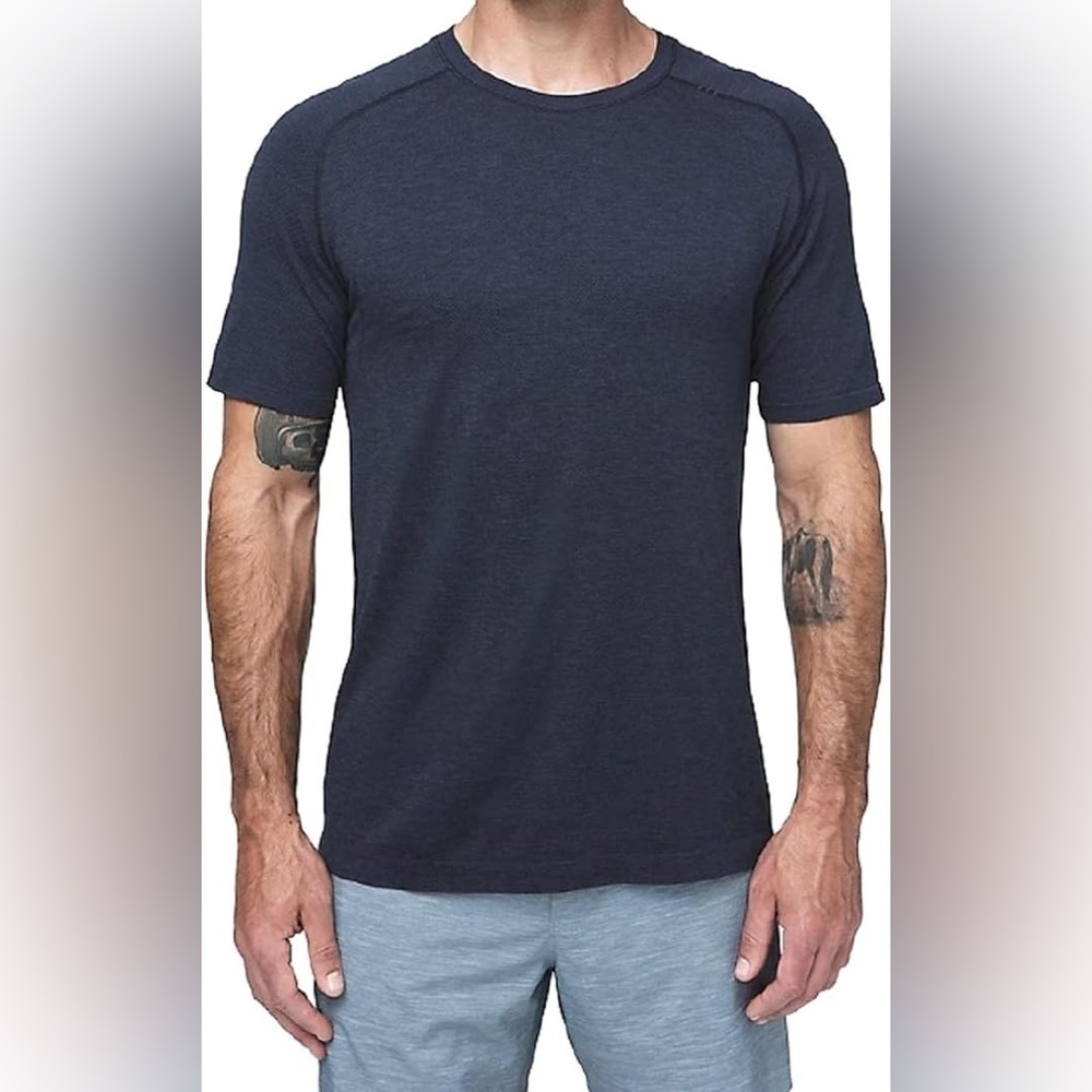 Lululemon Metal Vent T Shirt